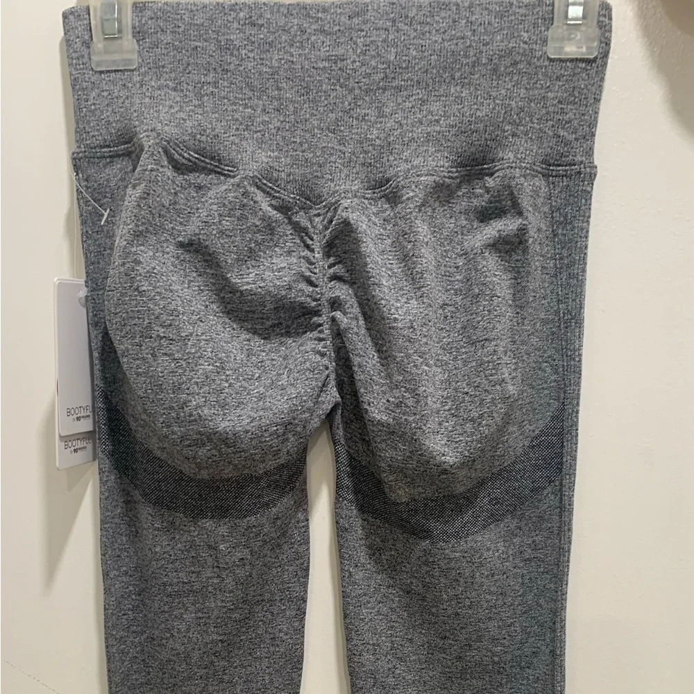 Bootyful Seamless Core Lift Ankle Legging - Picture 6 of 7